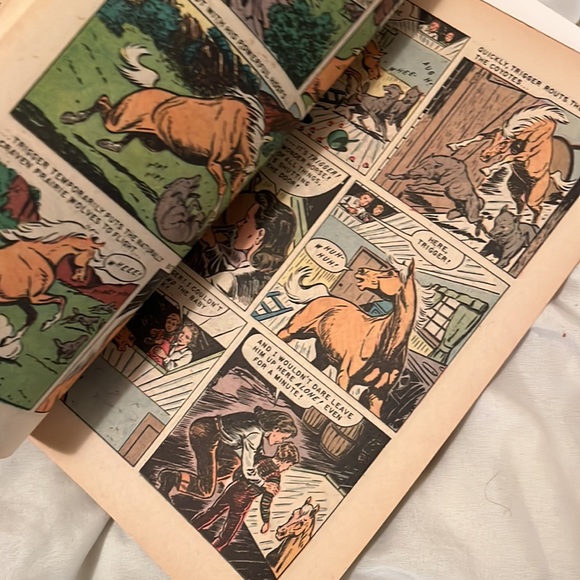 Antique 1954 mint ROY ROGERS TRIGGER COMIC BOOK - Picture 5 of 8